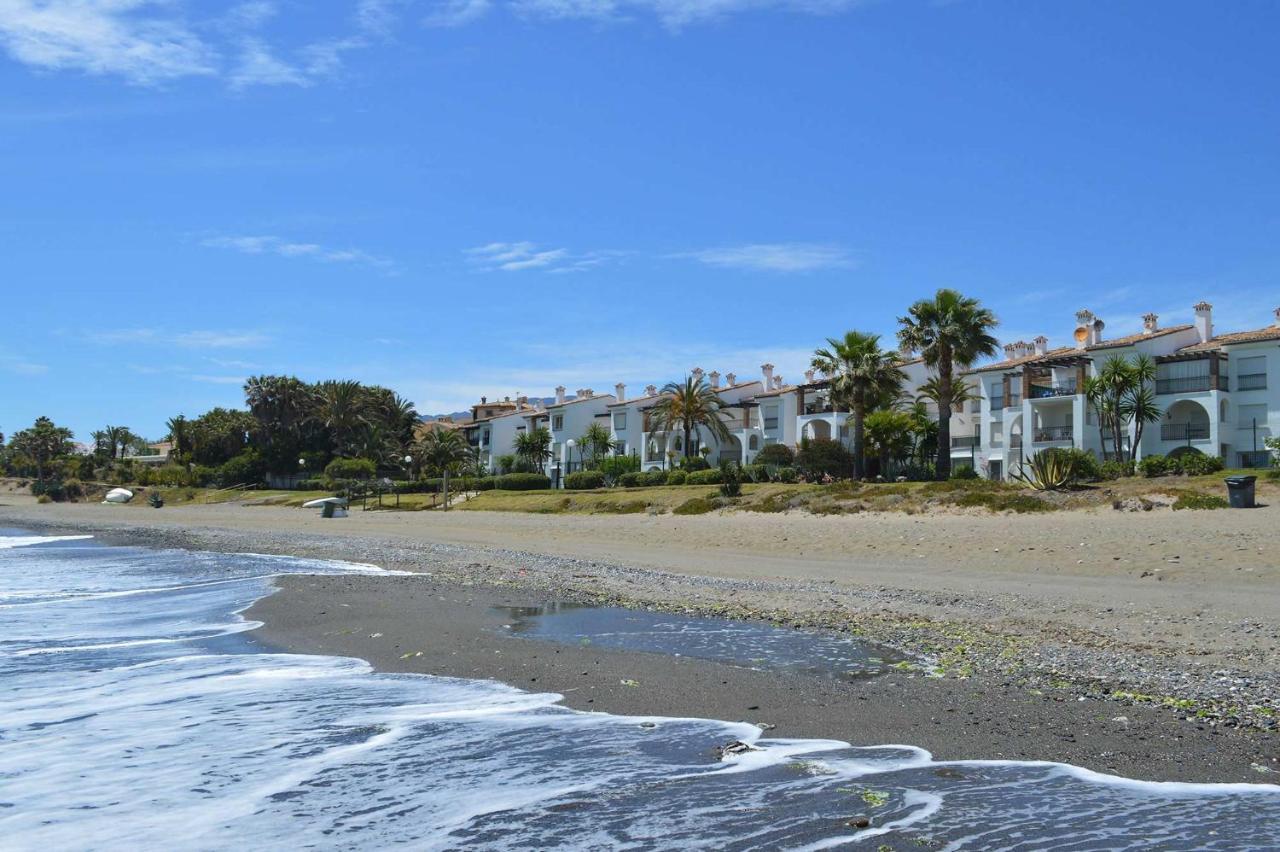 Апартаменти Hacienda Beach Естепона Екстер'єр фото